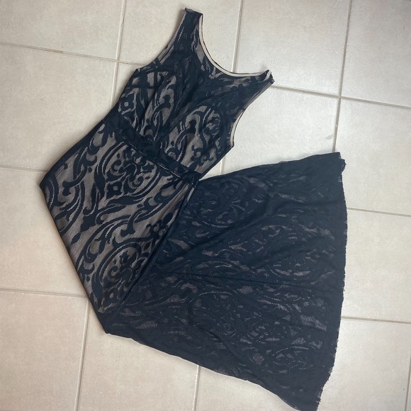 cameo Dresses & Skirts - Cameo Black Lace Maxi Dress Medium